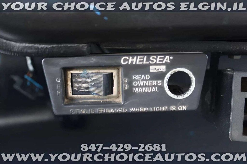 2006 Chevrolet C4500 4X2 2dr Regular Cab 128 224 in. WB - 22957486 - 10