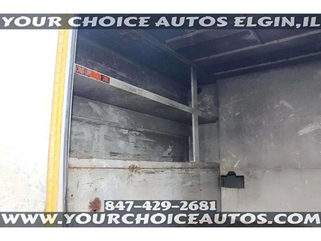 2006 Chevrolet C4500 4X2 2dr Regular Cab 128 224 in. WB - 22957486 - 32