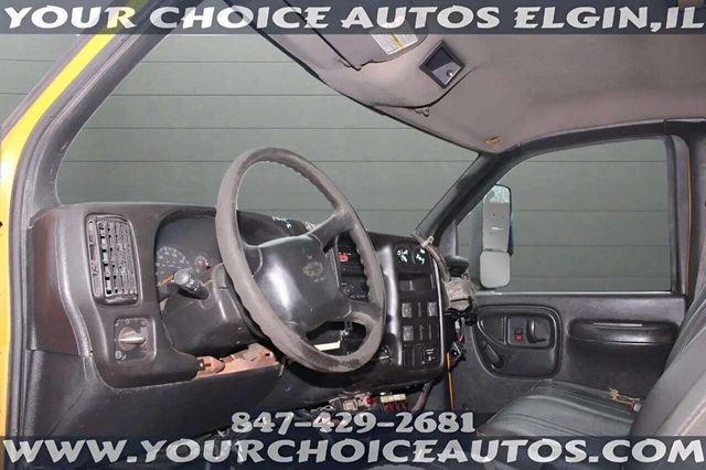 2006 Chevrolet C4500 4X2 2dr Regular Cab 128 224 in. WB - 22957487 - 16