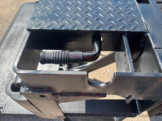 2006 Chevrolet C6500 NON CDL JUST 31k MILES! CAT DIESEL! PRE EMISSION! NO DPF AND NO DEF FLUID! ALLISON AUTO! - 22989175 - 10