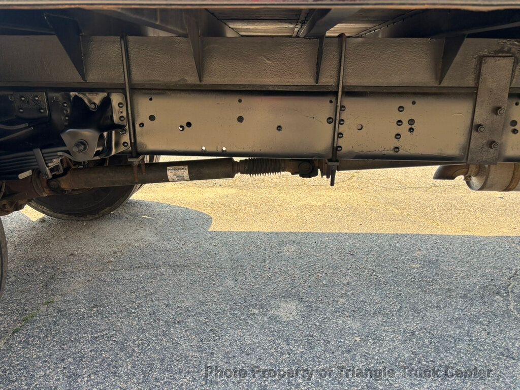 2006 Chevrolet C6500 NON CDL JUST 31k MILES! CAT DIESEL! PRE EMISSION! NO DPF AND NO DEF FLUID! ALLISON AUTO! - 22989175 - 22