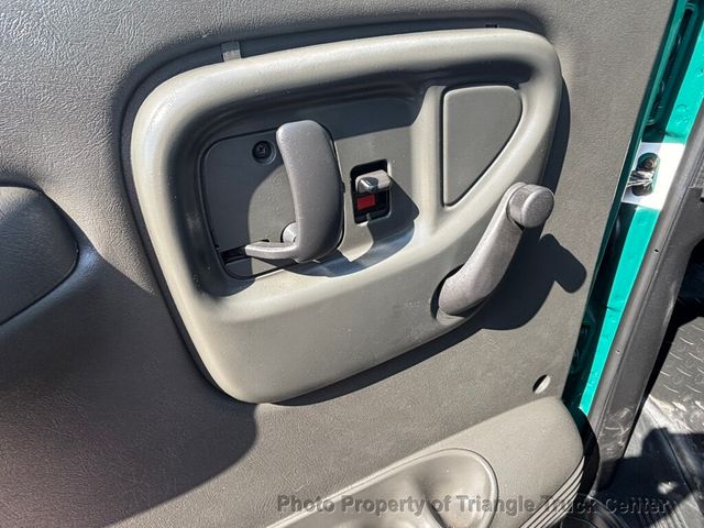 2006 Chevrolet C6500 NON CDL JUST 31k MILES! CAT DIESEL! PRE EMISSION! NO DPF AND NO DEF FLUID! ALLISON AUTO! - 22989175 - 29