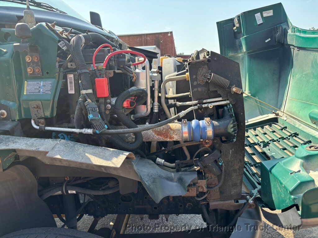 2006 Chevrolet C6500 NON CDL JUST 31k MILES! CAT DIESEL! PRE EMISSION! NO DPF AND NO DEF FLUID! ALLISON AUTO! - 22989175 - 59