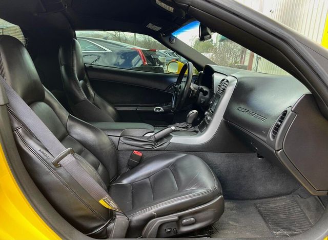 2006 Chevrolet Corvette Base 2dr Coupe - 21459394 - 23