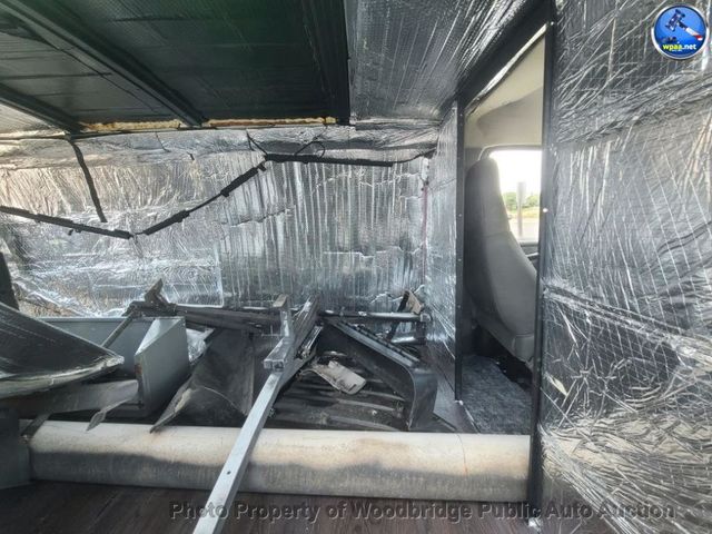 2006 Chevrolet Express Cargo Van 2500 135" WB RWD - 23041755 - 5