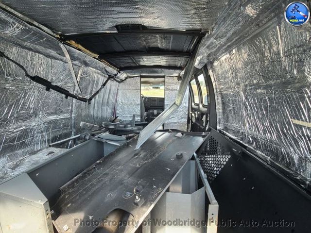 2006 Chevrolet Express Cargo Van 2500 135" WB RWD - 23041755 - 6