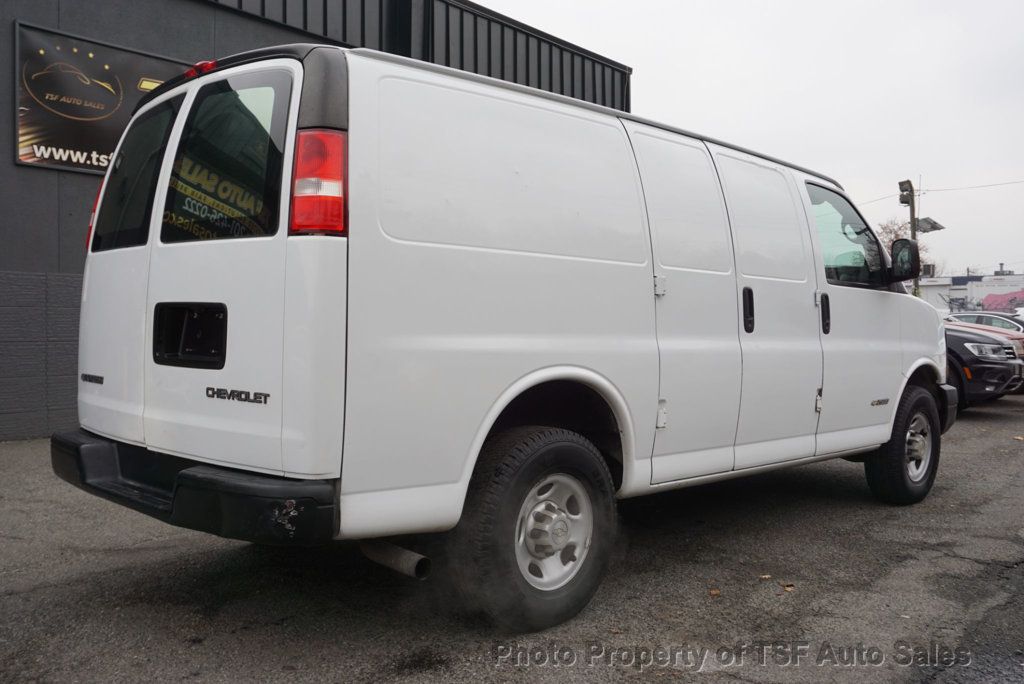 2006 Chevrolet Express Cargo Van 2500 135" WB RWD - 22949842 - 6