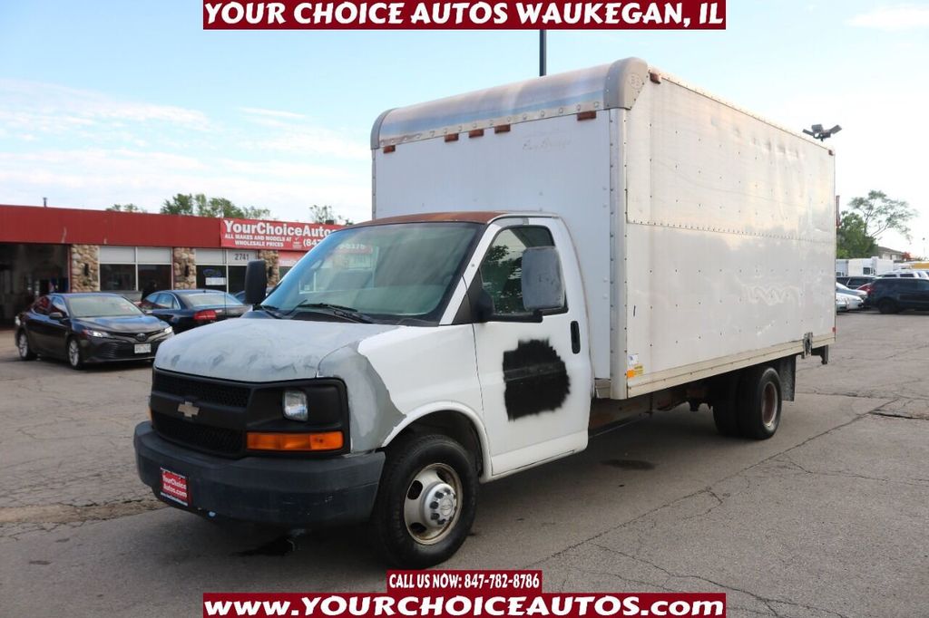 2006 Chevrolet Express Cutaway 3500 2dr Commercial/Cutaway/Chassis 139 177 in. WB - 21682437 - 0
