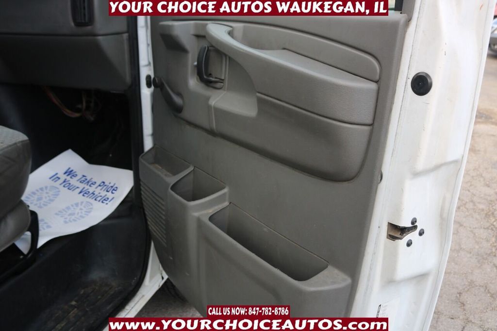 2006 Chevrolet Express Cutaway 3500 2dr Commercial/Cutaway/Chassis 139 177 in. WB - 21682437 - 18