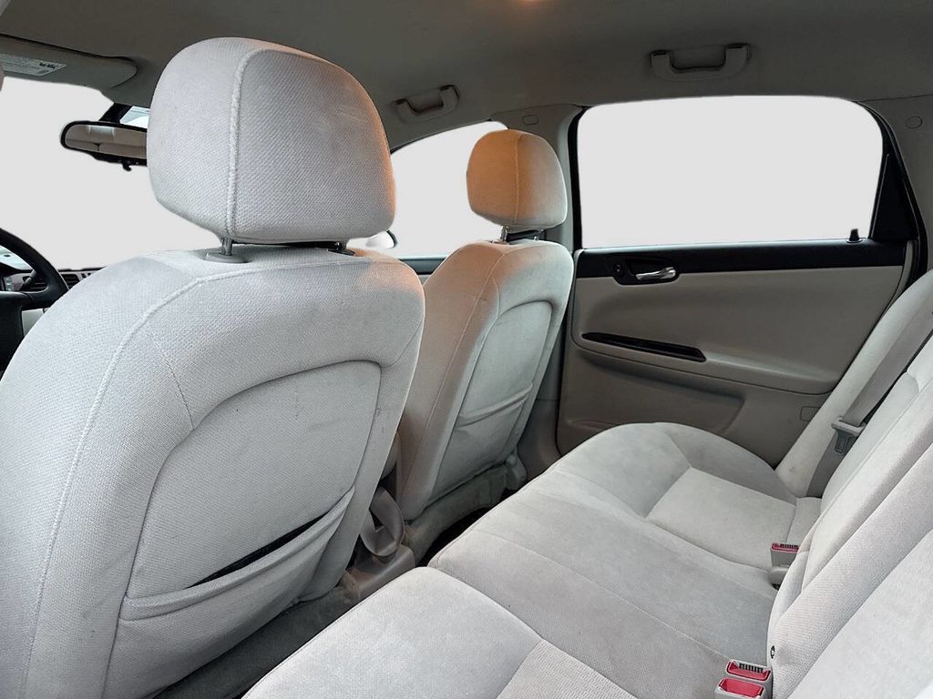 2006 Chevrolet Impala 4dr Sedan LT 3.5L - 22965017 - 12