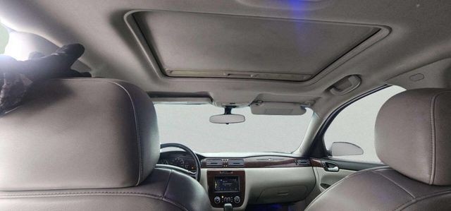 2006 Chevrolet Impala 4dr Sedan LT 3.9L - 22979255 - 8