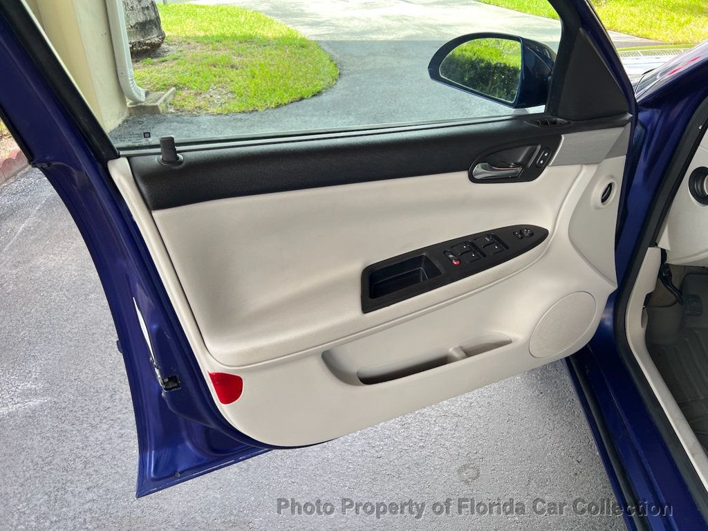 2006 Chevrolet Impala LT 3.9L Sedan - 22912823 - 24