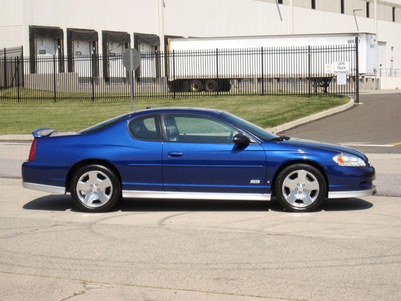 2006 Chevrolet Monte Carlo SS photo 4