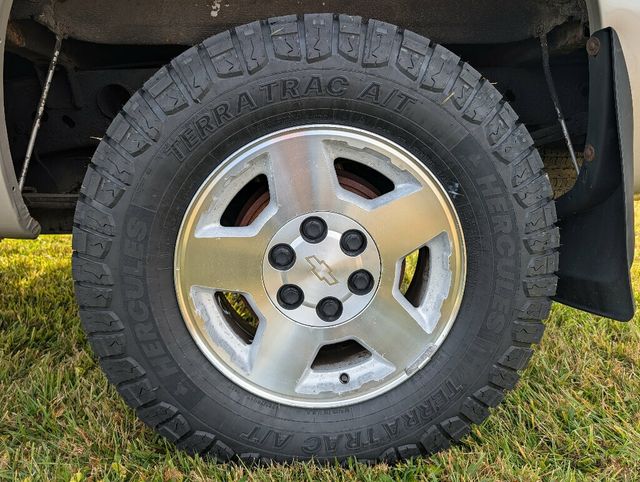 2006 Chevrolet Silverado 1500 CLEAN CARFAX - 23097066 - 9