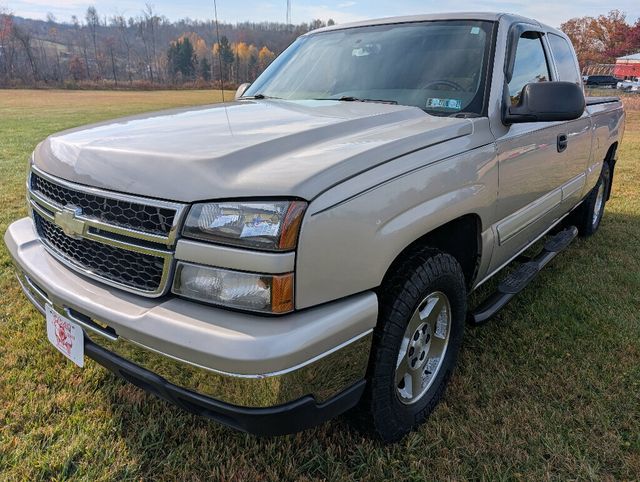 2006 Chevrolet Silverado 1500 CLEAN CARFAX - 23097066 - 6