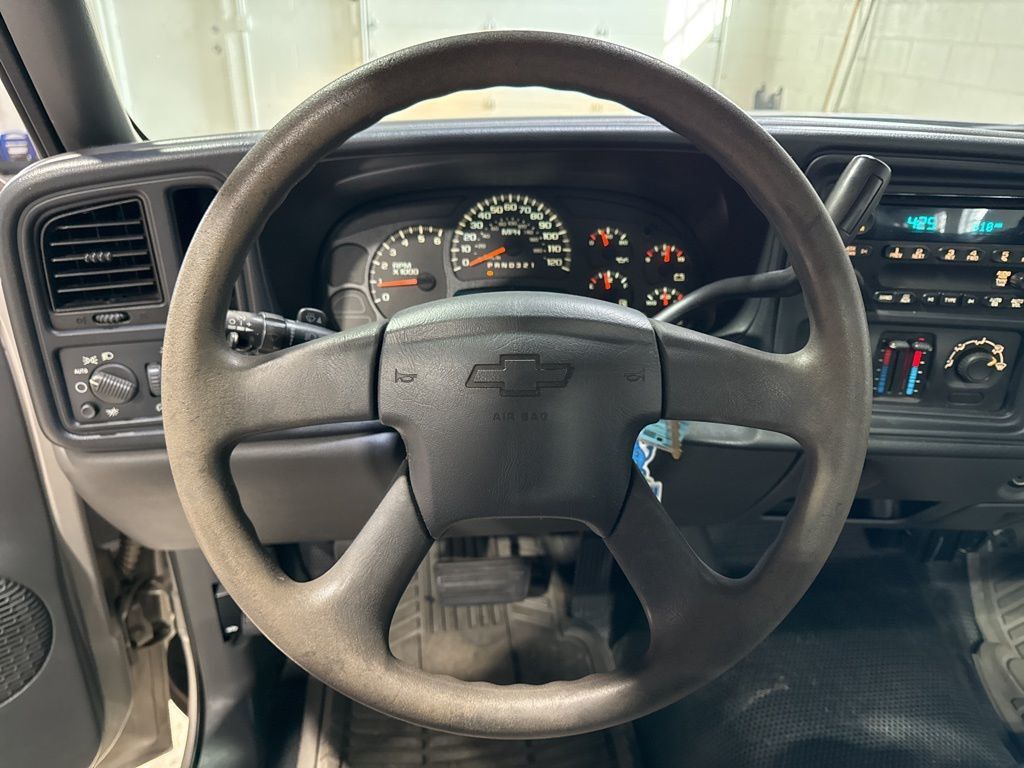 2006 Chevrolet Silverado 1500 Reg Cab 133.0" WB 2WD Work Truck - 23001881 - 9