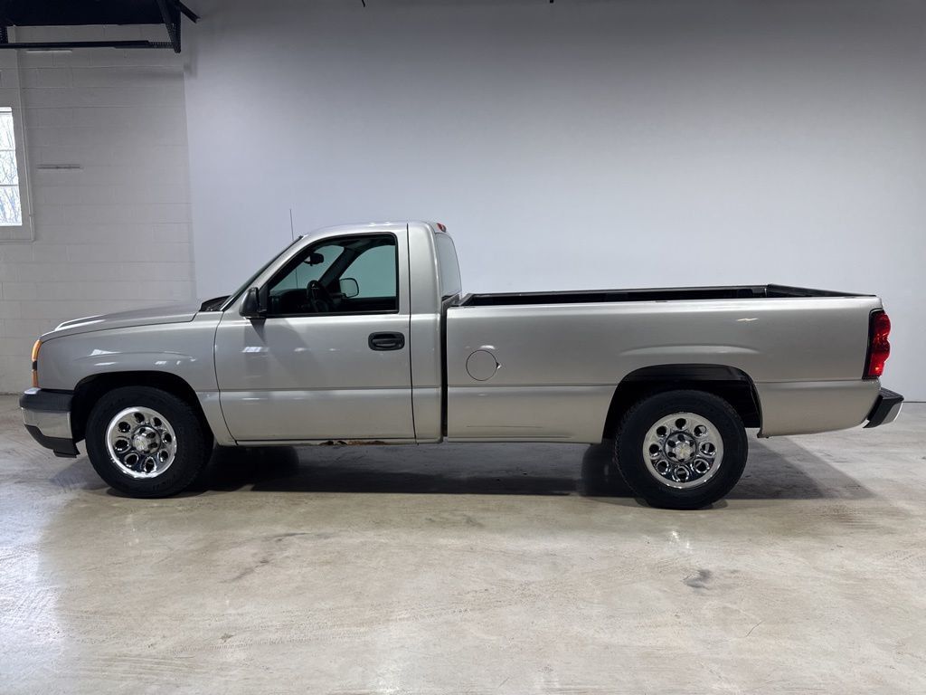 2006 Chevrolet Silverado 1500 Reg Cab 133.0" WB 2WD Work Truck - 23001881 - 3