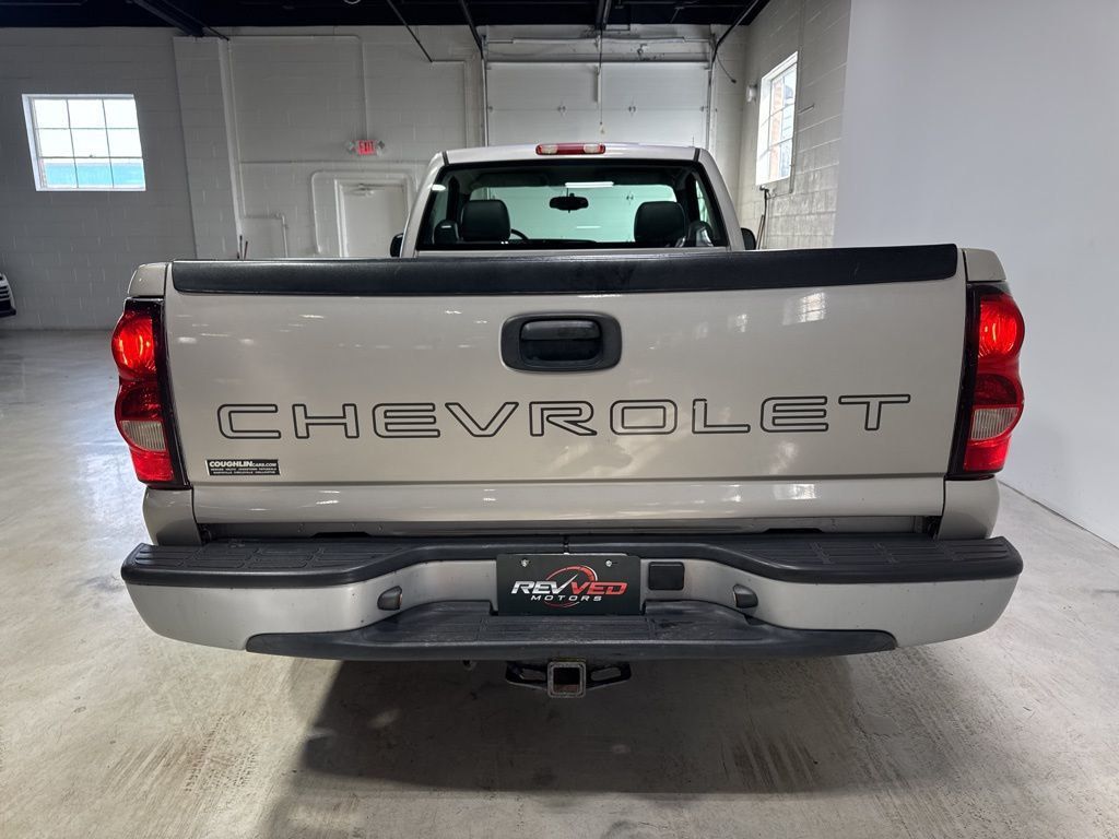 2006 Chevrolet Silverado 1500 Reg Cab 133.0" WB 2WD Work Truck - 23001881 - 5