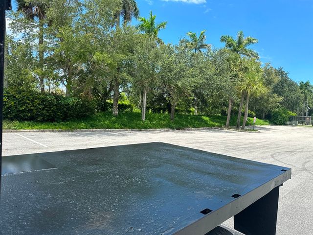 2006 Chevrolet Silverado 1500 Flatbed  - 22506666 - 21