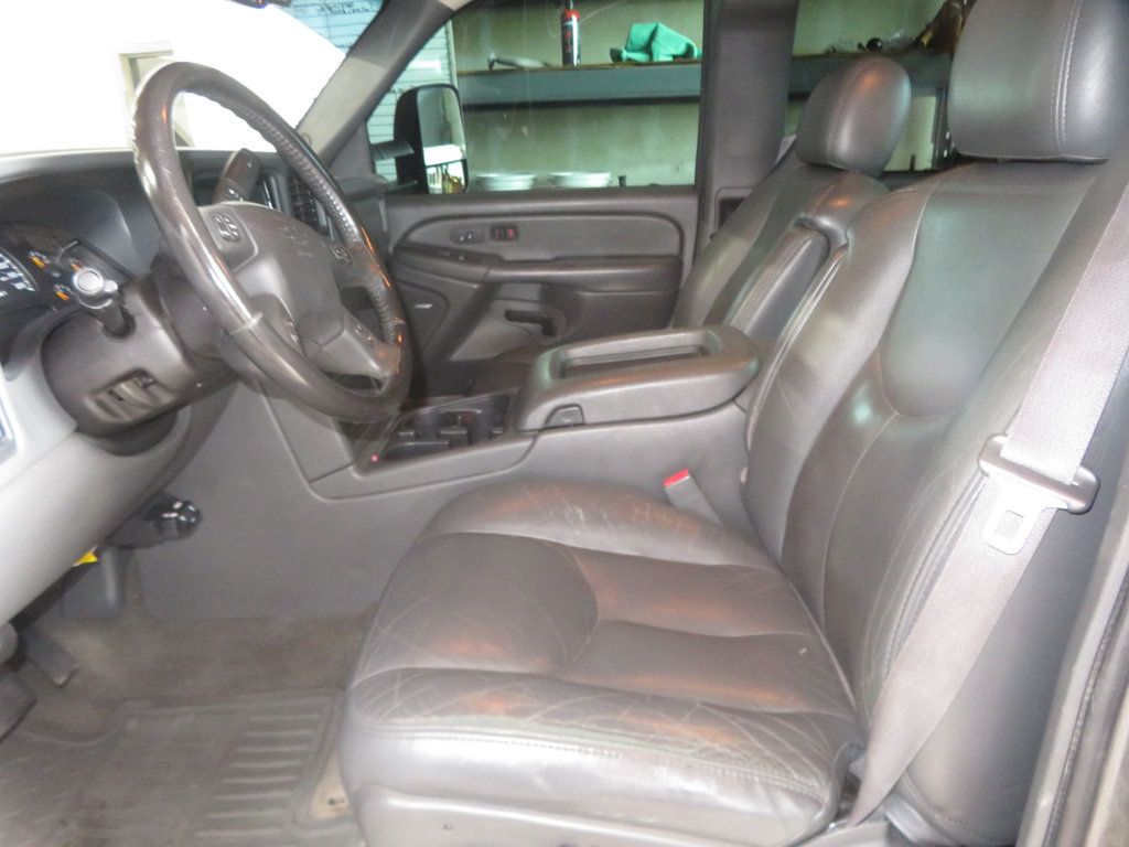 2006 Chevrolet Silverado 2500HD EXTRA CLEAN 6SPEED ALLISON TRANNY 4X4 DURAMAX LOW MILES DIESEL  - 23086162 - 16