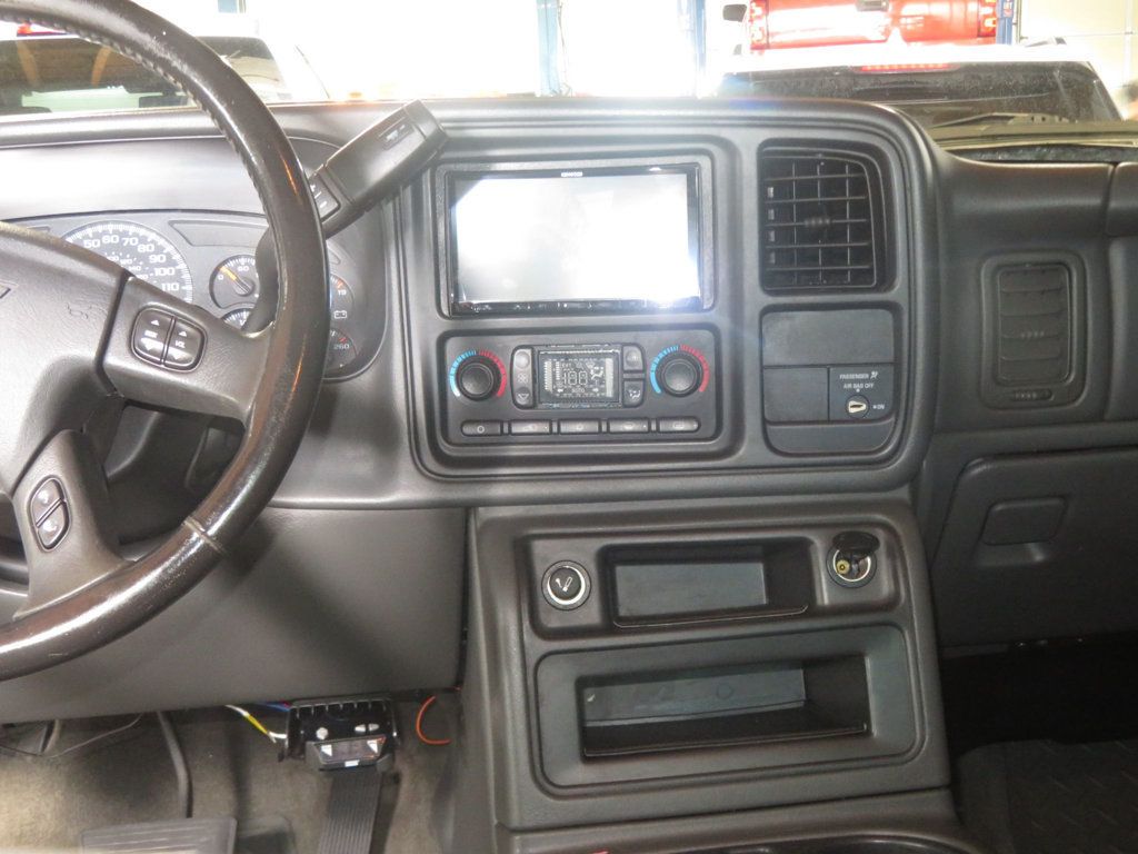 2006 Chevrolet Silverado 2500HD EXTRA CLEAN 6SPEED ALLISON TRANNY 4X4 DURAMAX LOW MILES DIESEL  - 23086162 - 33