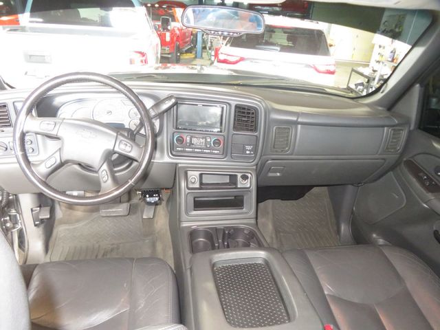 2006 Chevrolet Silverado 2500HD EXTRA CLEAN 6SPEED ALLISON TRANNY 4X4 DURAMAX LOW MILES DIESEL  - 23086162 - 34