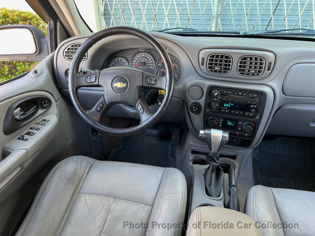 2006 Chevrolet Trailblazer LT 2WD 5.3L V8 - 22439059 - 10