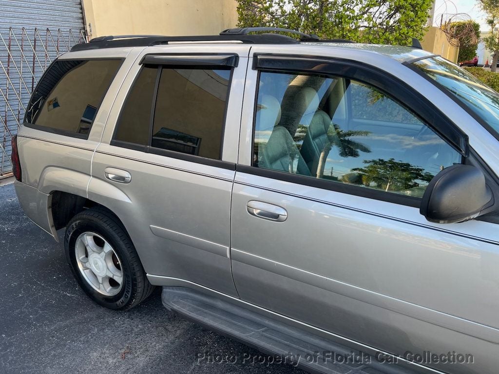 2006 Chevrolet Trailblazer LT 2WD 5.3L V8 - 22439059 - 27