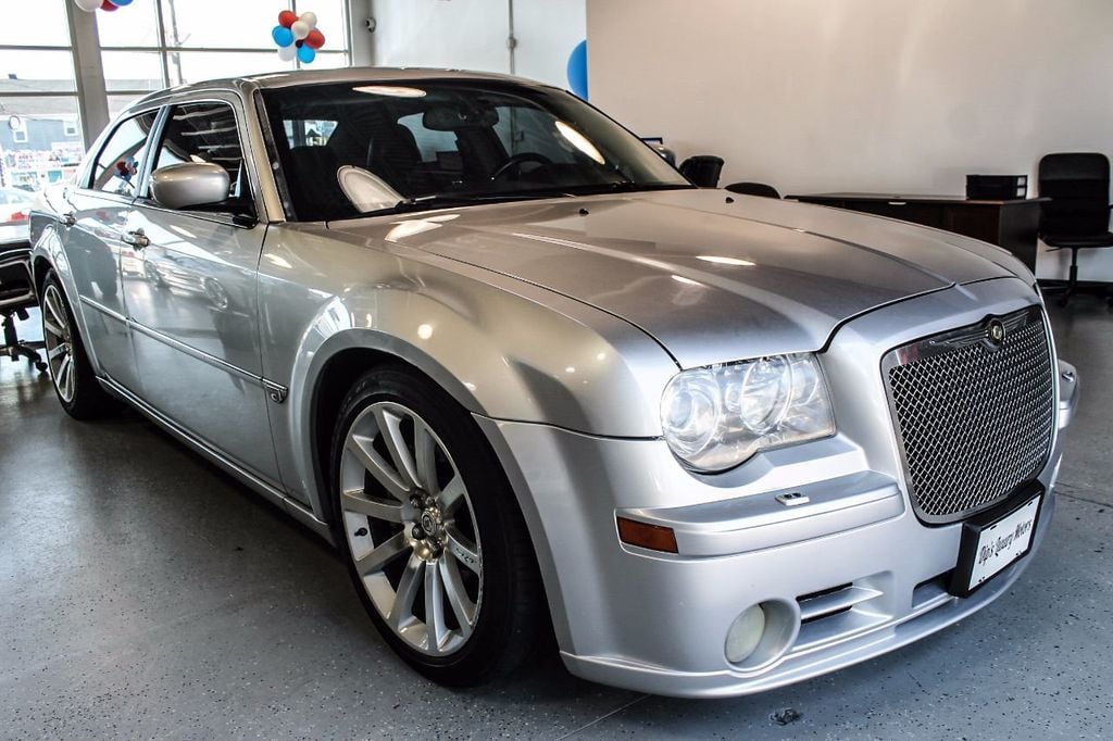 06 Used Chrysler 300 4dr Sedan 300c Srt8 At Dip S Luxury Motors Serving Elizabeth Nj Iid