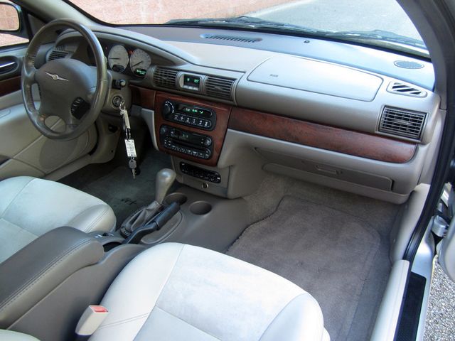 2006 Chrysler Sebring Limited photo 14