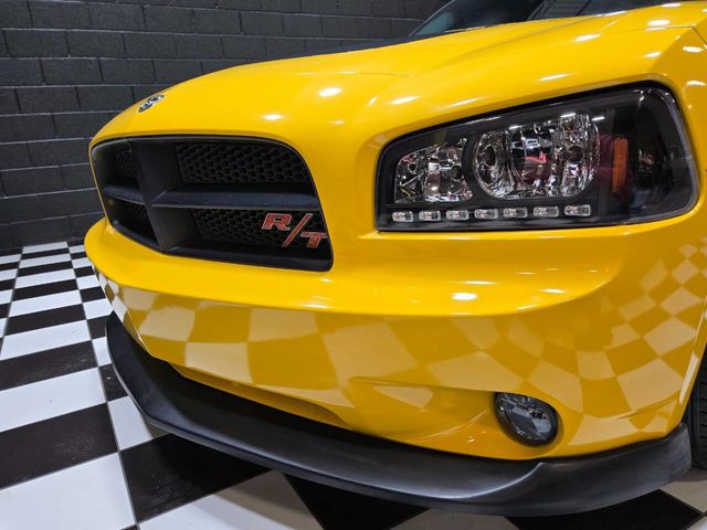 2006 Dodge Charger 4dr Sedan R/T RWD - 22974824 - 16