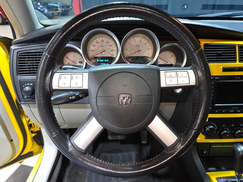 2006 Dodge Charger 4dr Sedan R/T RWD - 22974824 - 93