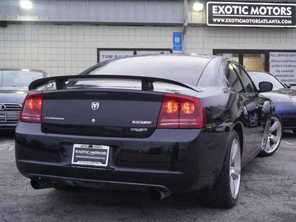 2006 Dodge Charger 4dr Sedan SRT8 RWD - 22136892 - 15