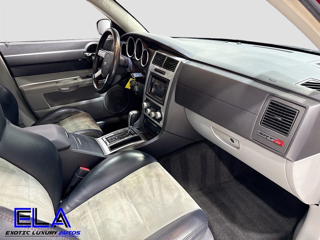 2006 Dodge Charger 4dr Sedan SRT8 RWD - 22952933 - 25