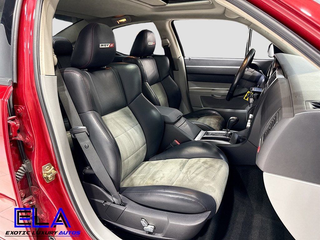 2006 Dodge Charger 4dr Sedan SRT8 RWD - 22952933 - 28