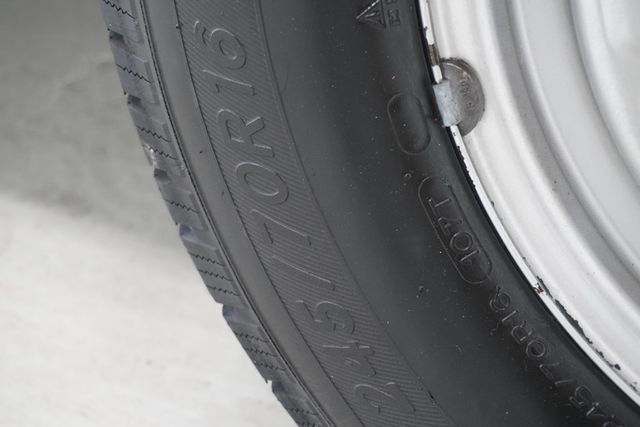 2006 Dodge Dakota ST - 22947545 - 21