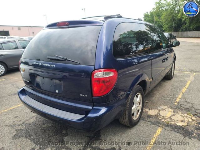 2006 Dodge Grand Caravan 4dr SXT - 23081571 - 3
