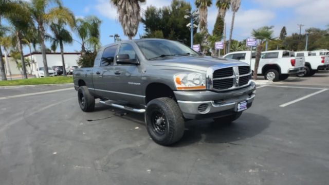 2006 Dodge Ram 1500 Mega Cab SLT MEGA CAB 4X4 5.7L HEMI 1OWNER CLEAN - 22481632 - 2