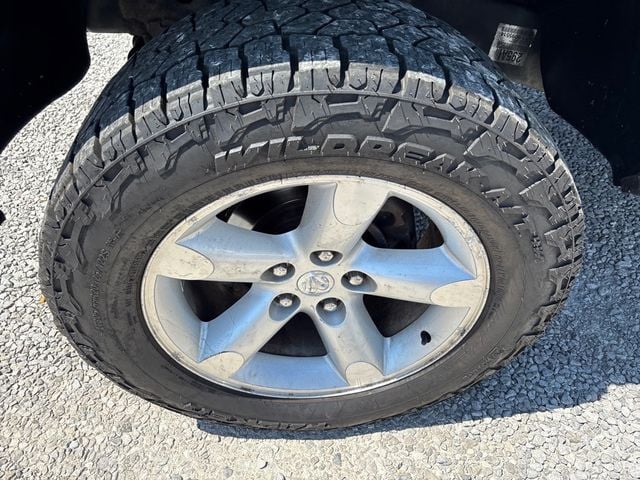 2006 Dodge Ram 1500 SLT 4x4 Quad Cab SWB's photo