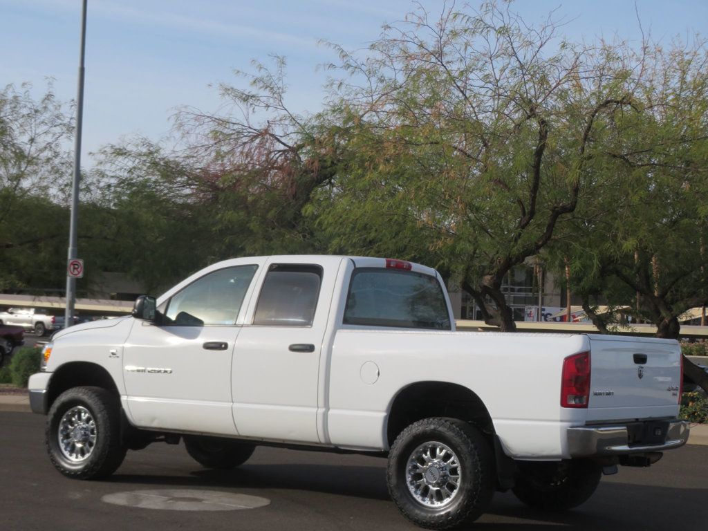 2006 Dodge Ram 2500 4X4 QUAD CAB CUMMINS DIESEL 4X4 EXTRA CLEAN 5.9 CUMMINS  - 22706201 - 4