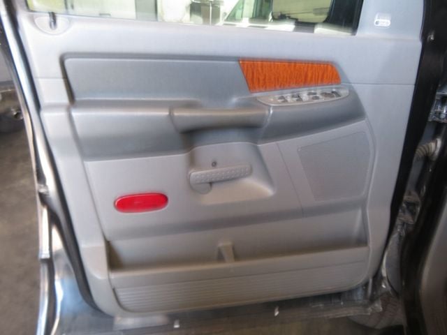 2006 Dodge Ram 2500 5.9 CUMMINS DIESEL 4X4 EXTRA CLEAN COLD AIR  - 23062377 - 17