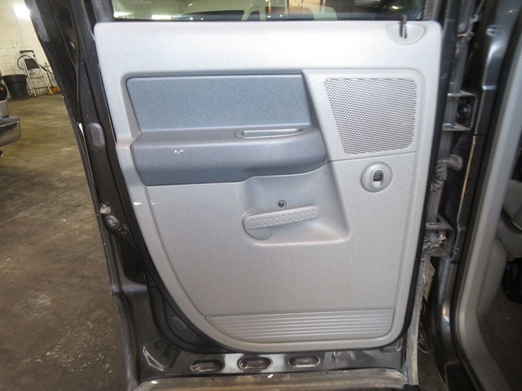 2006 Dodge Ram 2500 5.9 CUMMINS DIESEL 4X4 EXTRA CLEAN COLD AIR  - 23062377 - 22