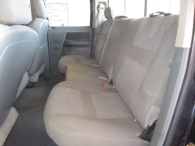 2006 Dodge Ram 2500 5.9 CUMMINS DIESEL 4X4 EXTRA CLEAN COLD AIR  - 23062377 - 26