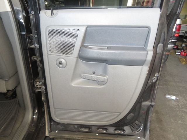 2006 Dodge Ram 2500 5.9 CUMMINS DIESEL 4X4 EXTRA CLEAN COLD AIR  - 23062377 - 27