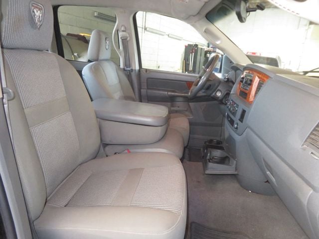 2006 Dodge Ram 2500 5.9 CUMMINS DIESEL 4X4 EXTRA CLEAN COLD AIR  - 23062377 - 33