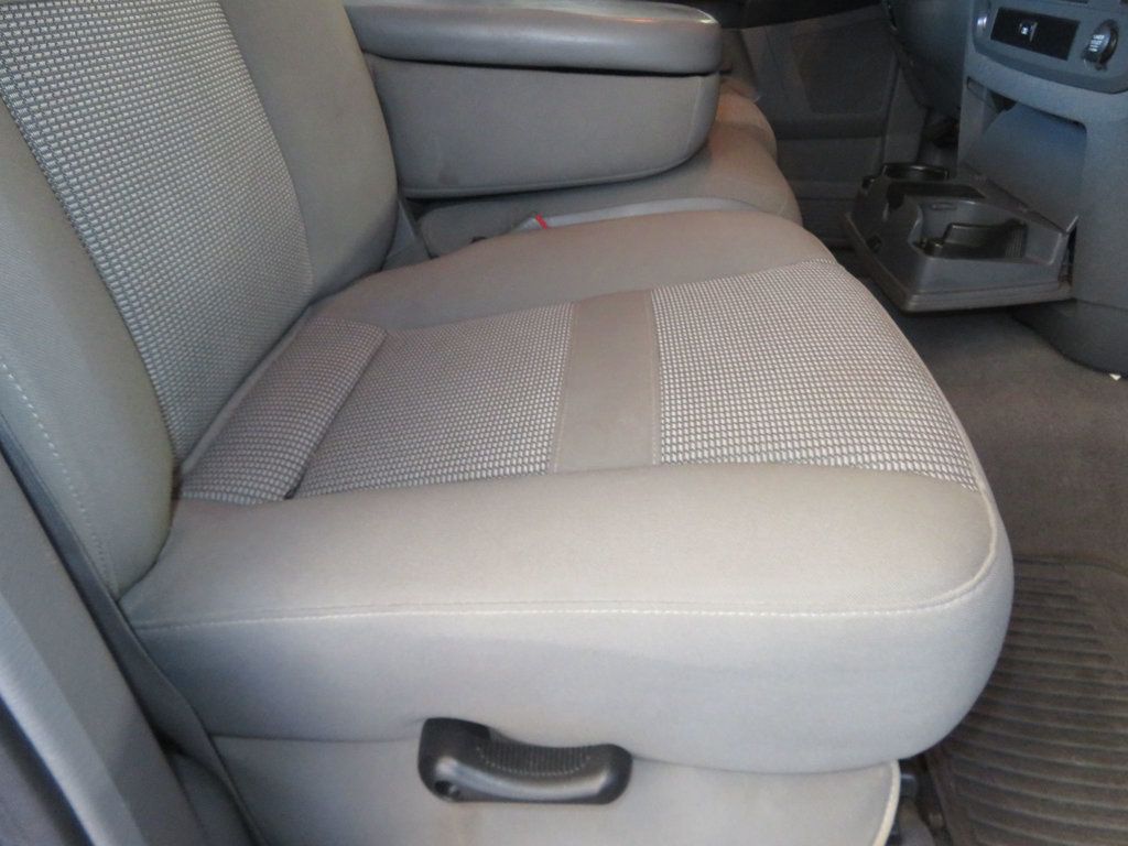 2006 Dodge Ram 2500 5.9 CUMMINS DIESEL 4X4 EXTRA CLEAN COLD AIR  - 23062377 - 35