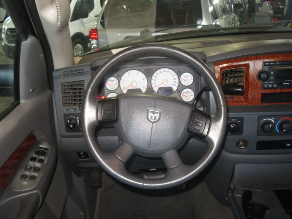 2006 Dodge Ram 2500 5.9 CUMMINS DIESEL 4X4 EXTRA CLEAN COLD AIR  - 23062377 - 36