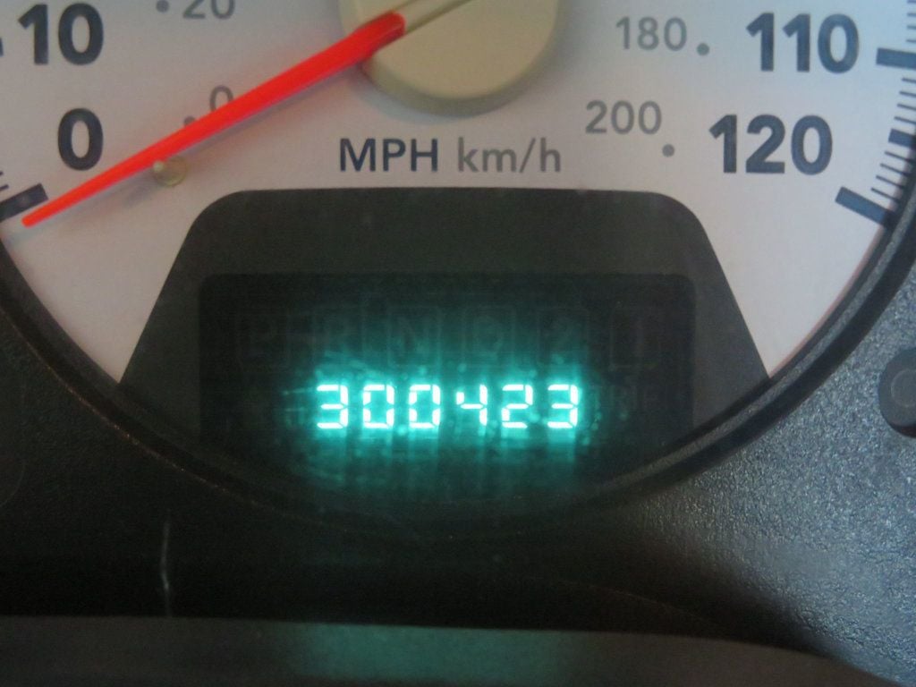 2006 Dodge Ram 2500 5.9 CUMMINS DIESEL 4X4 EXTRA CLEAN COLD AIR  - 23062377 - 41