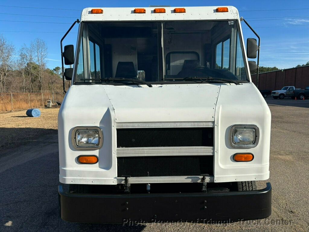 2006 Ford E350HD STEP VAN JUST 56k MILES! GREAT FOR A FOOD TRUCK! - 22973004 | Video 2