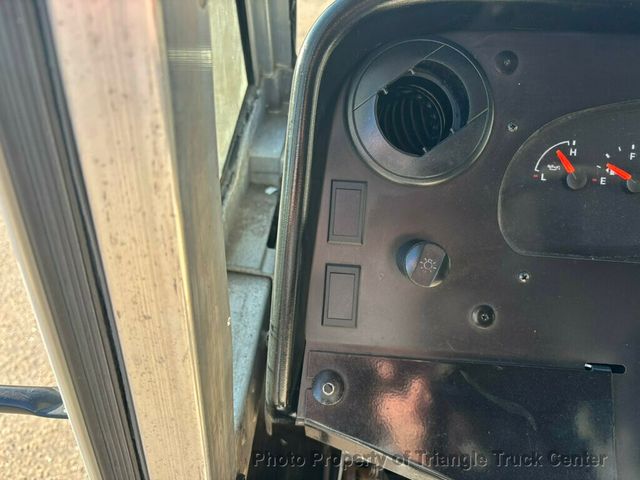 2006 Ford E350HD STEP VAN JUST 56k MILES! GREAT FOR A FOOD TRUCK! - 22973004 - 27